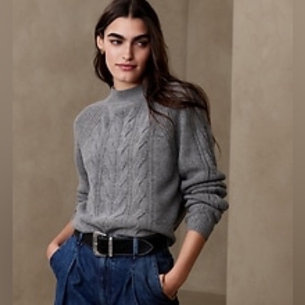 Banana Republic Gray Cable Knit Sweater